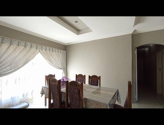 3 BEDROOM HOUSE FOR SALE IN QUELLERINA